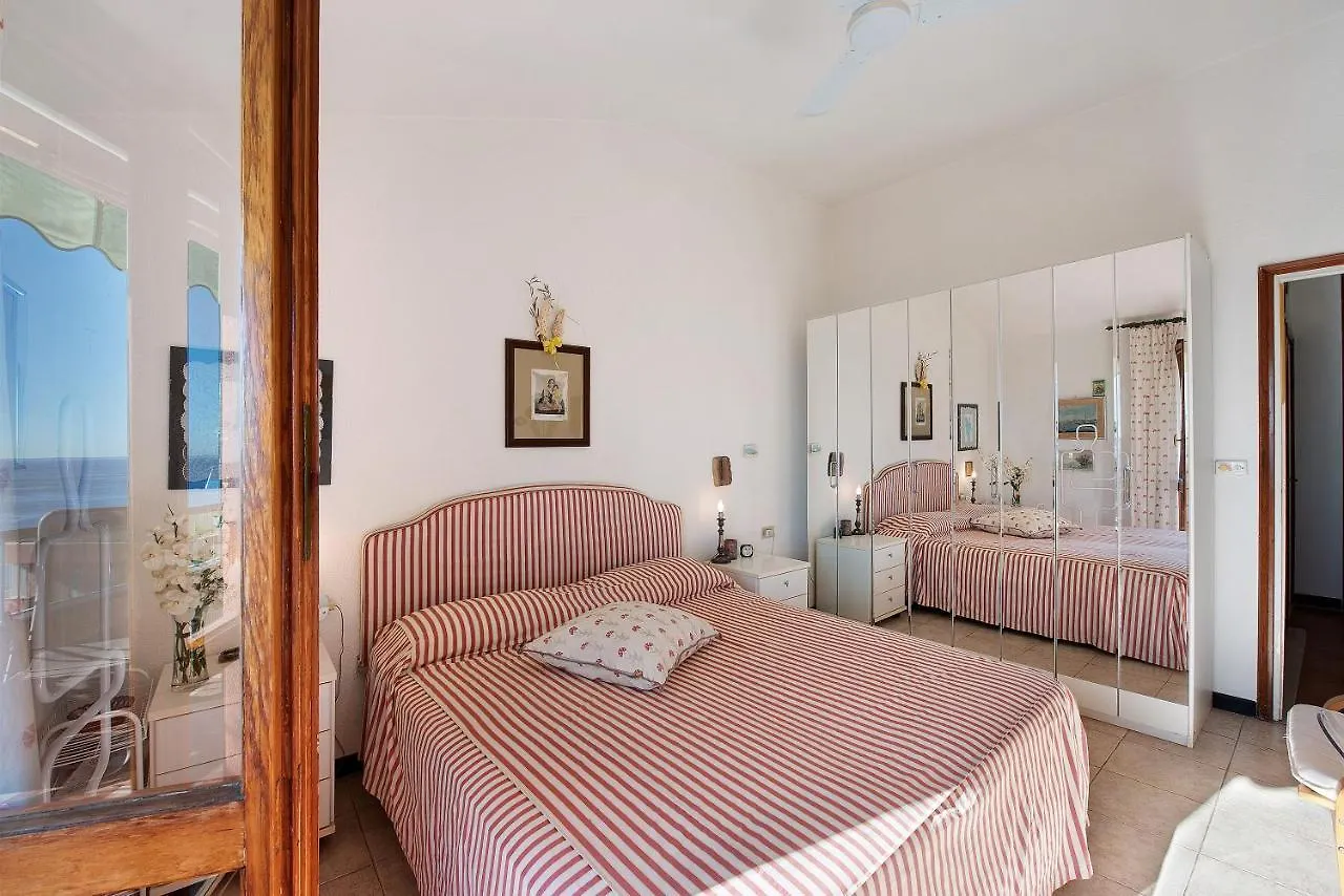 Giuditta - Arenzanohost Apartment  Arenzano