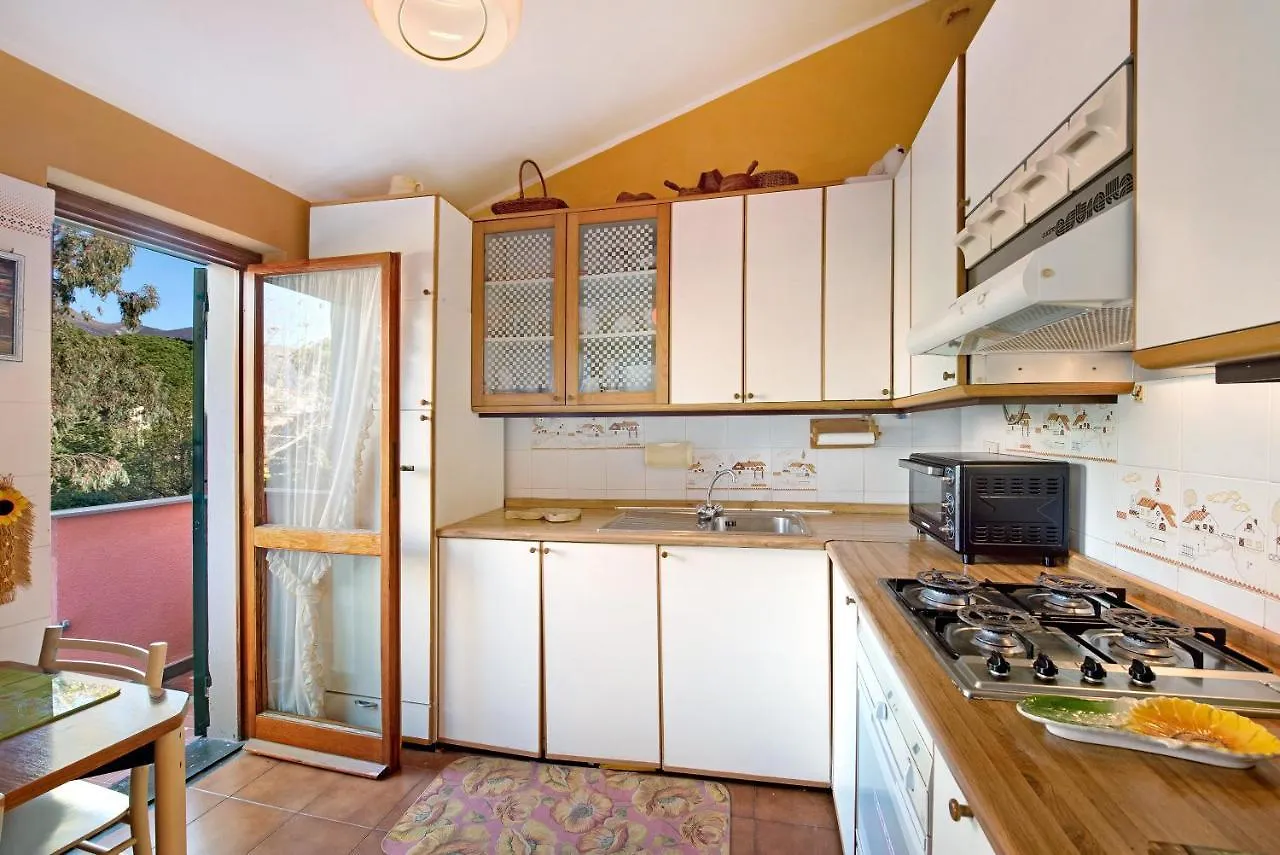Giuditta - Arenzanohost Apartment