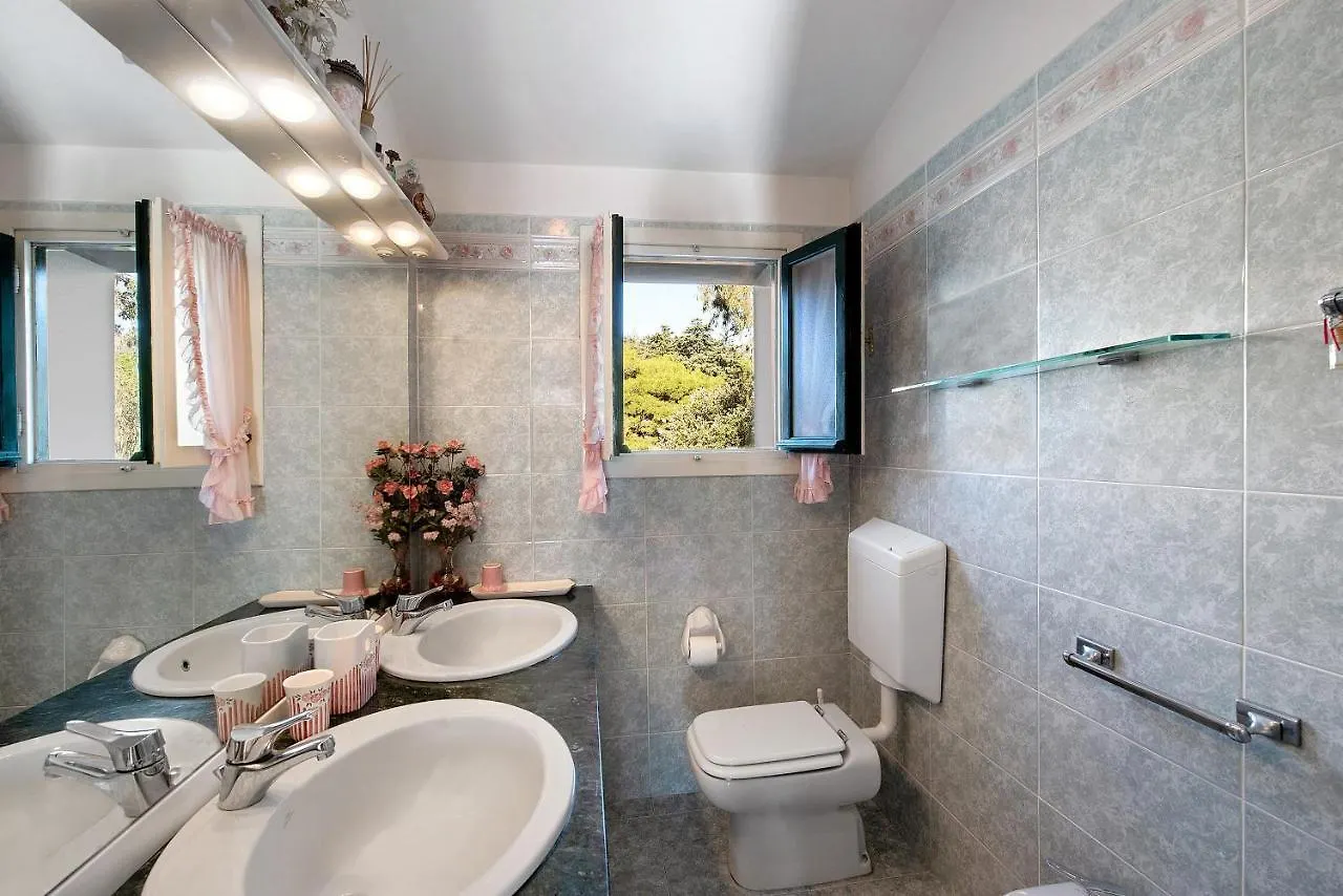 Giuditta - Arenzanohost Apartment  Arenzano